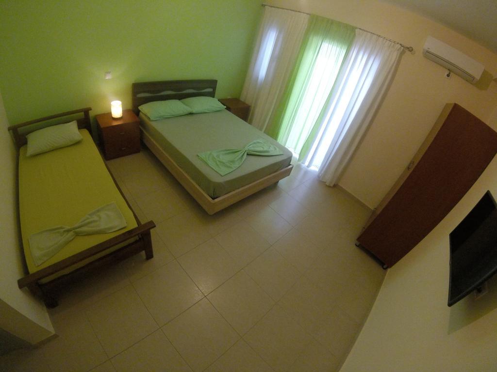 Riviera Rooms Химар Екстериор снимка