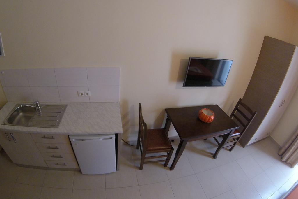 Riviera Rooms Химар Екстериор снимка
