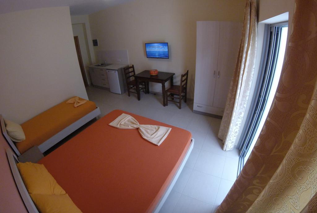Riviera Rooms Химар Екстериор снимка