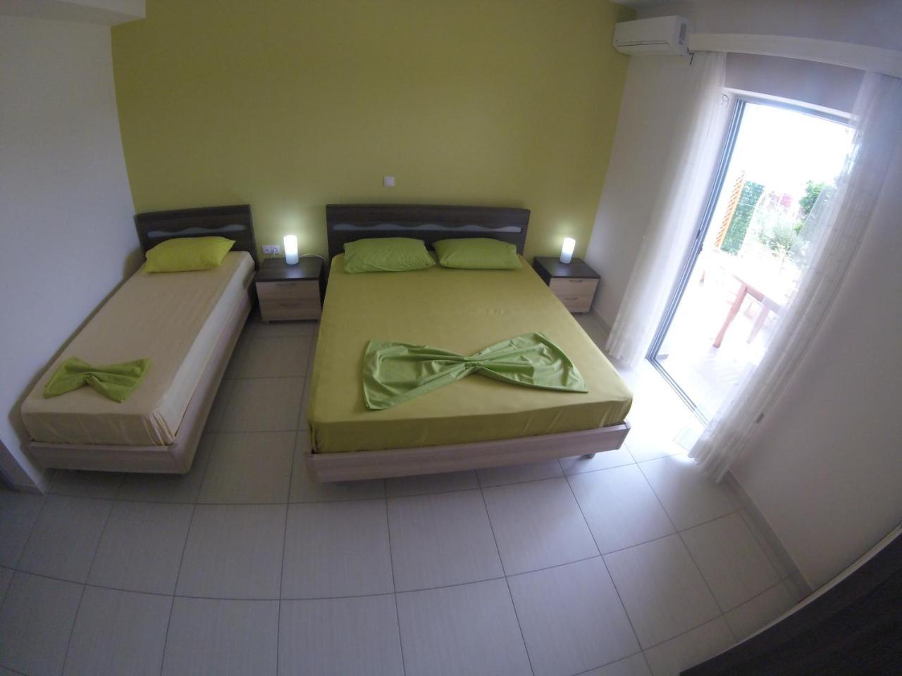 Riviera Rooms Химар Екстериор снимка